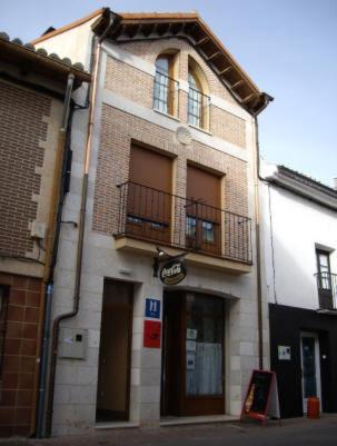 Hostal Catalina De Austria Torquemada Exterior photo